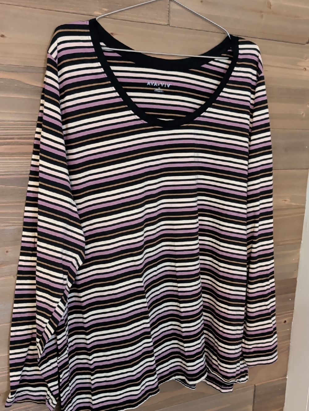 Ava & Viv Black, Pink Cream Striped V-Neck Long sleeve Tee.   4X